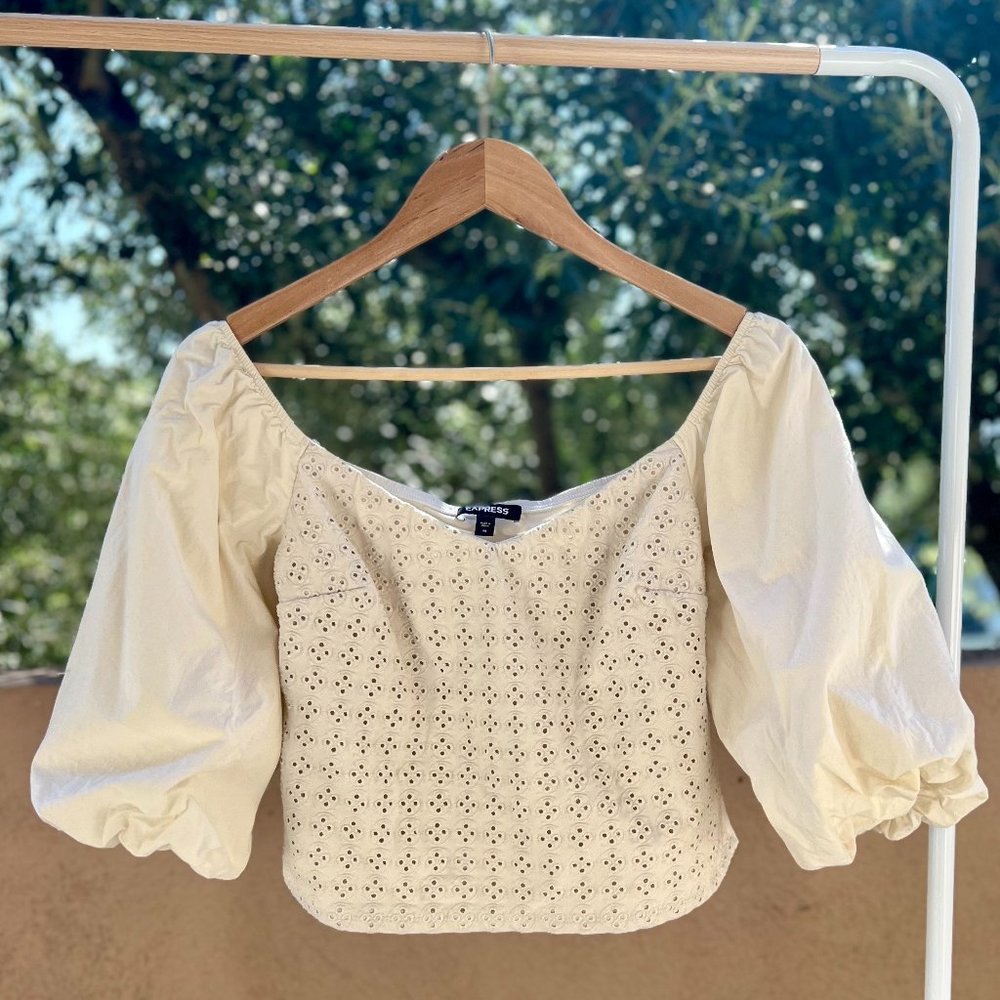 Express Eyelet Puff Sleeve Top